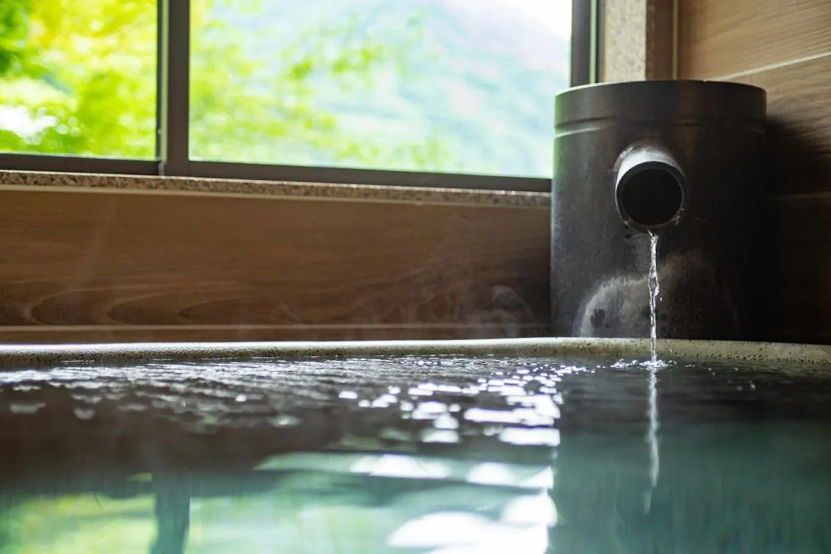 Hotel Senkei Hakone 3*,
